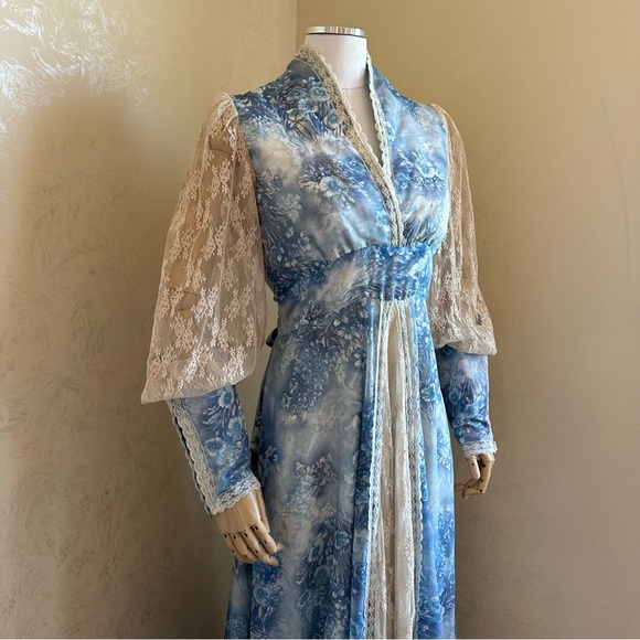 70s Vintage Gunne Sax Blue Floral Lace Boho Renaissance Festival Dress - Picture 15 of 15
